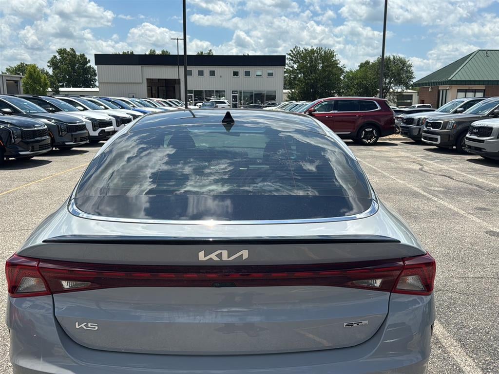 2024 Kia K5 GT-Line