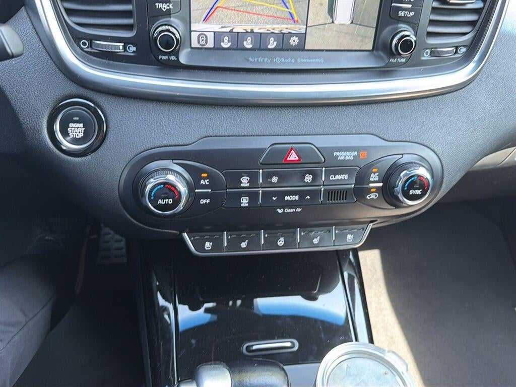 2017 Kia Sorento SXL V6