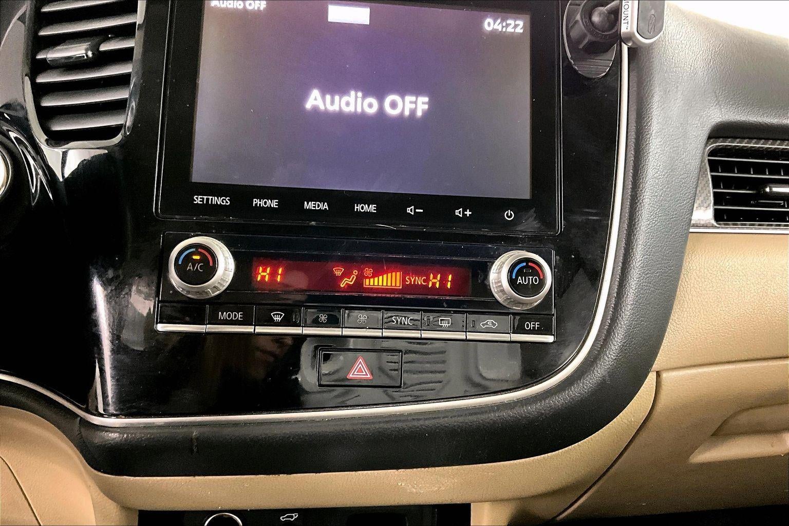 2020 Mitsubishi Outlander SE