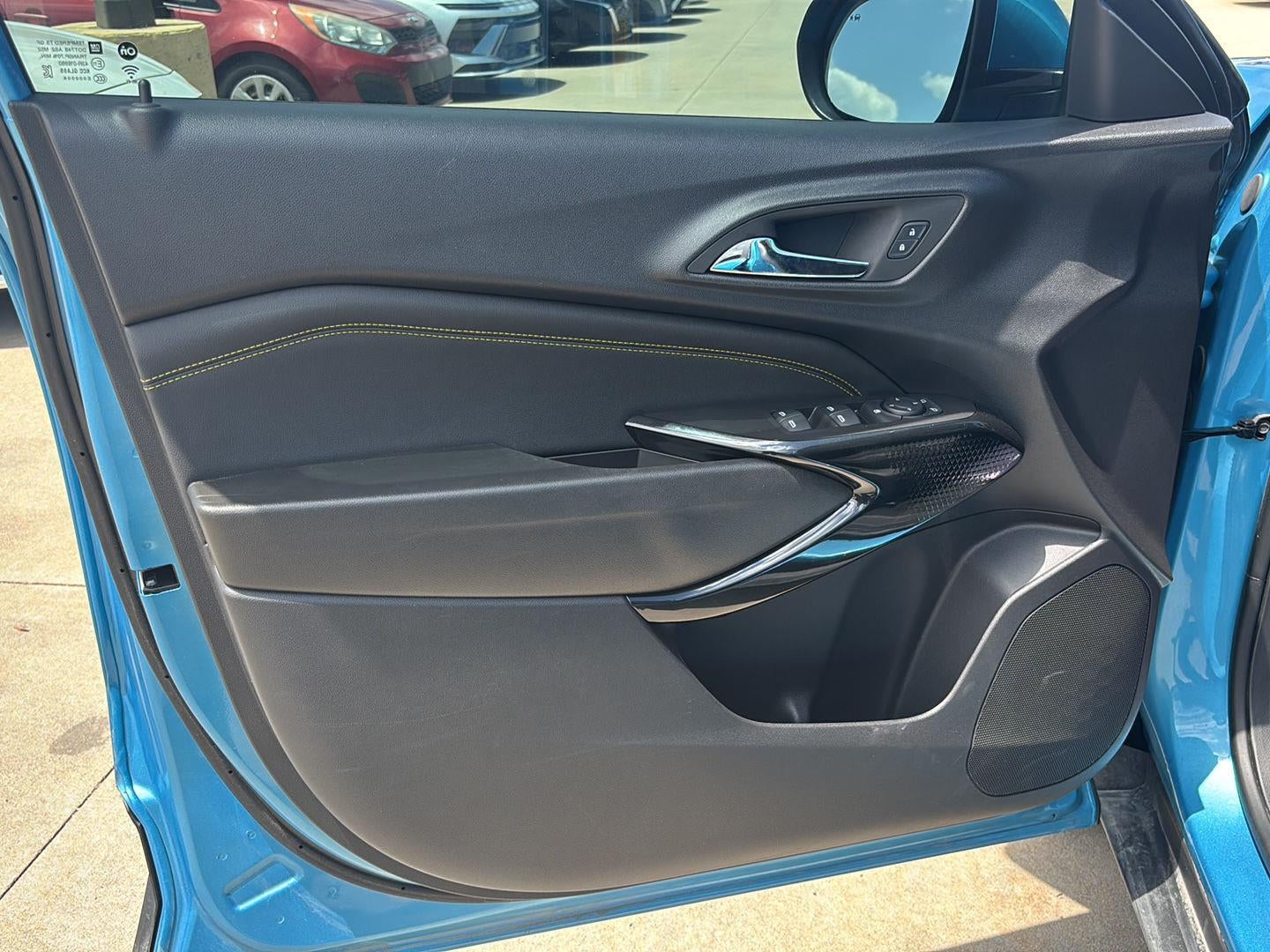 2025 CHEVROLET TRUCK TRAX LT