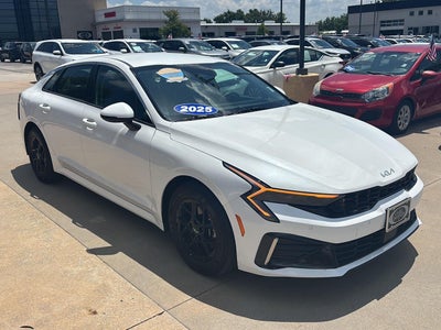 2025 Kia K5 LXS