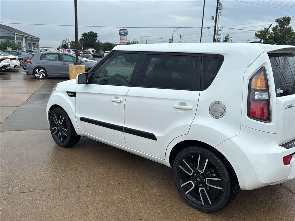 2011 Kia Soul +