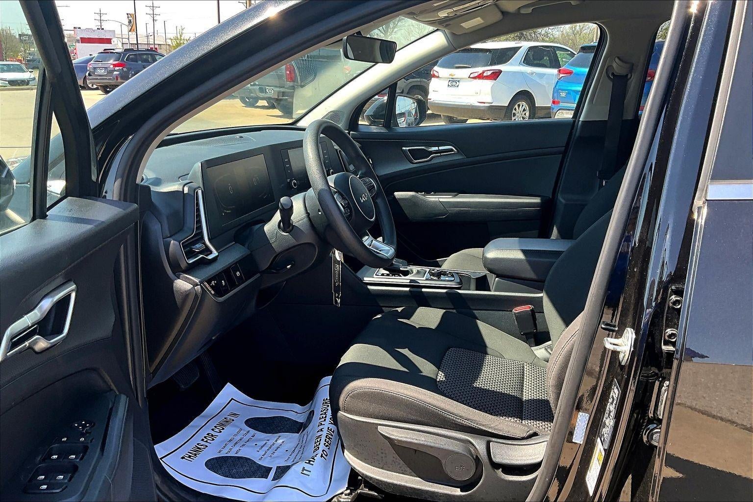 2024 Kia Sportage LX