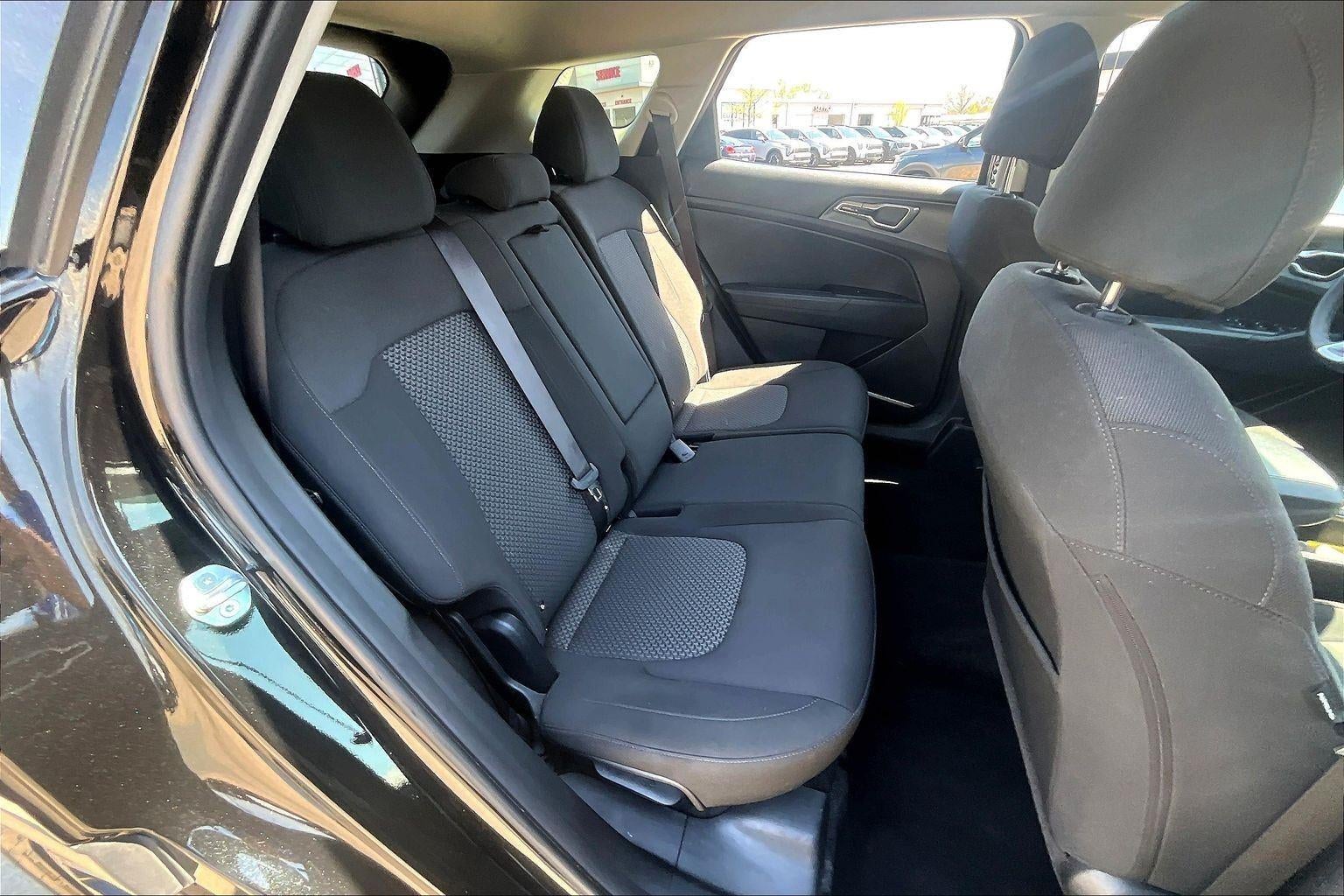 2024 Kia Sportage LX