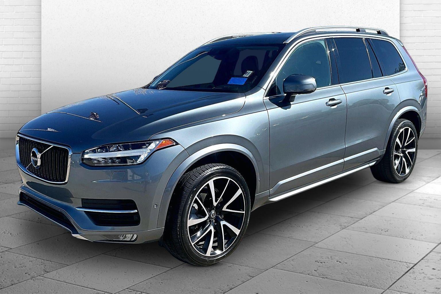 2018 Volvo XC90 Momentum