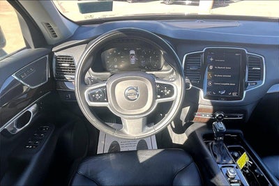 2018 Volvo XC90 Momentum